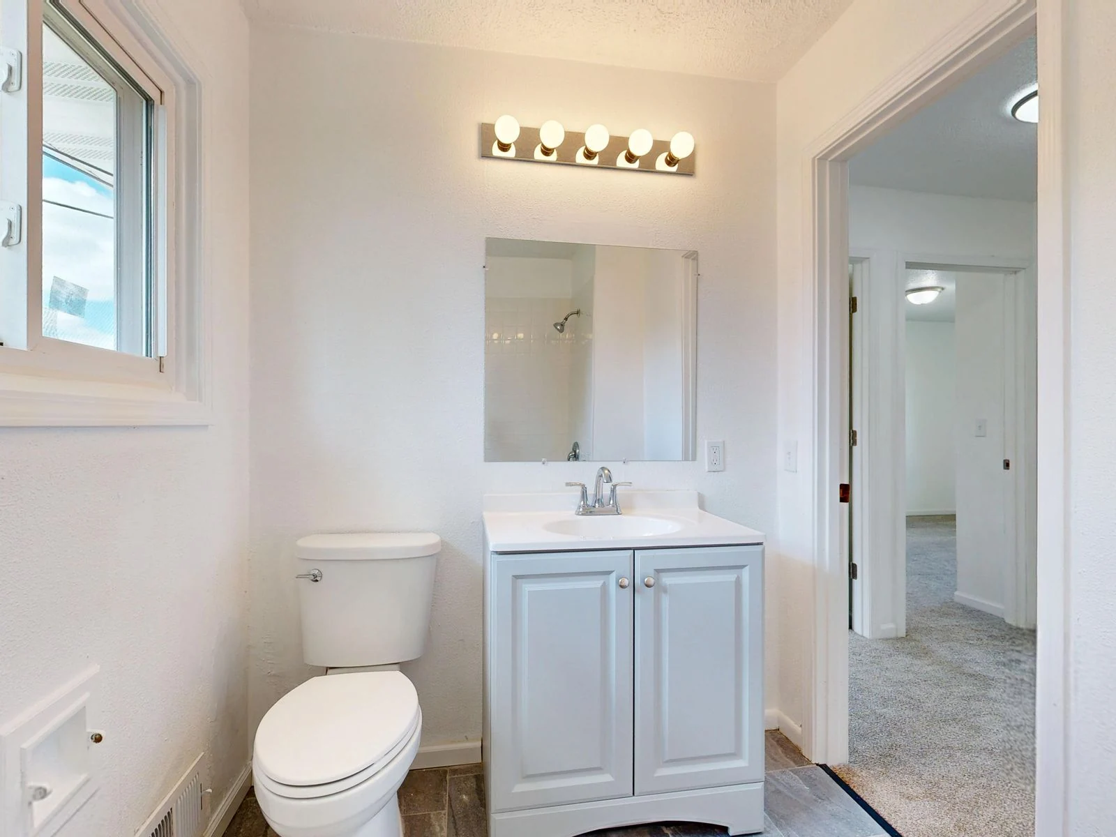 Bathroom layout and fittings